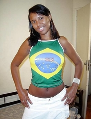 Mari mulher de corno comemorando Copa do Mundo 2018