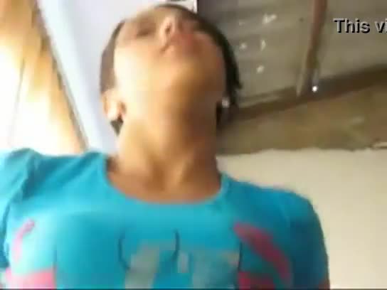 Caiu na net magrinha Bruna transando e pagando boquete pra rapaz