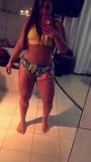Vídeo amador deliciosa Mulher Melancia mostrando pernas no Snapchat
