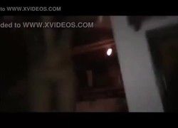 Vídeo DEU MERDA namorado arromba porta e surpreende a Mariana safada com o amante - Flagra
